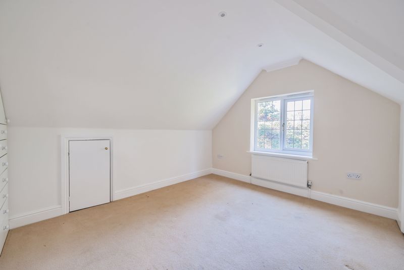 Double bedroom- click for photo gallery